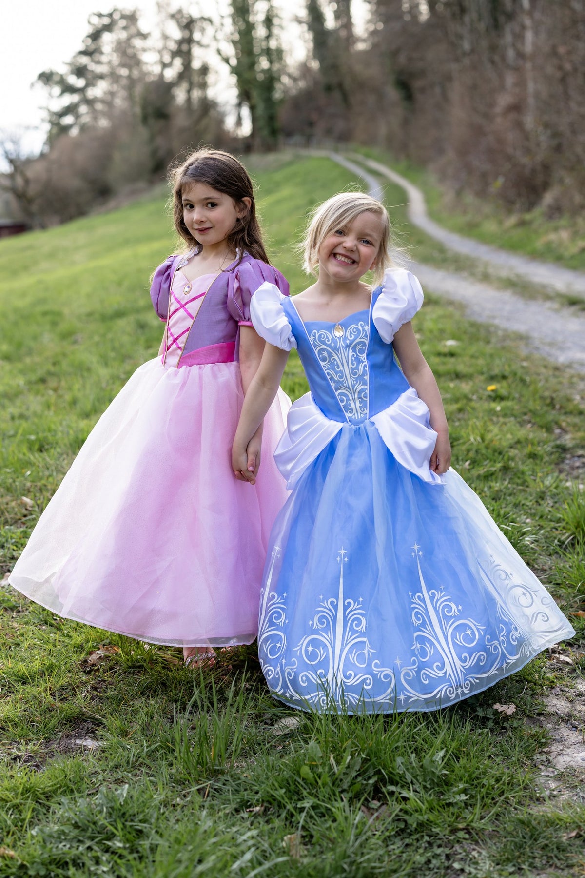 Rapunzel Kleid 7-8 Jahre