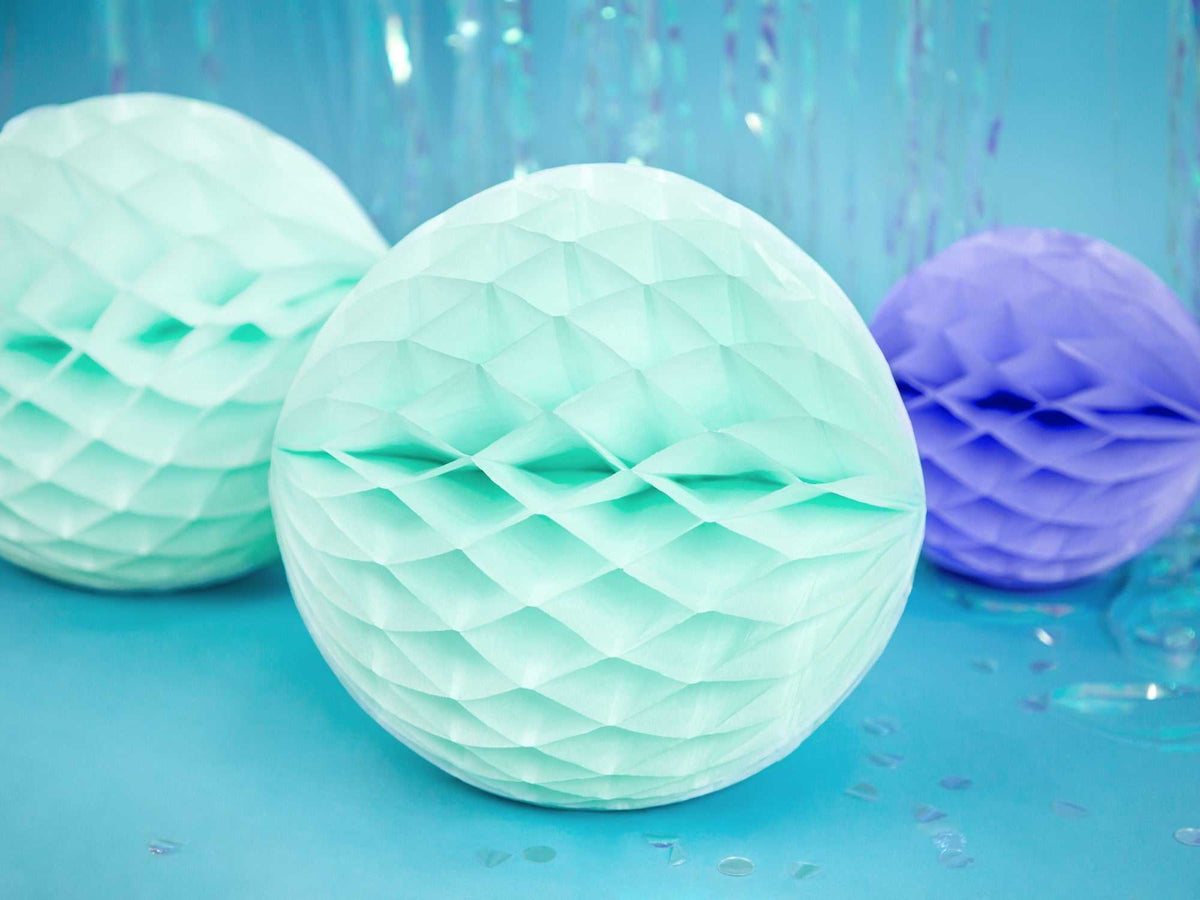Honeycomb Ball, light mint