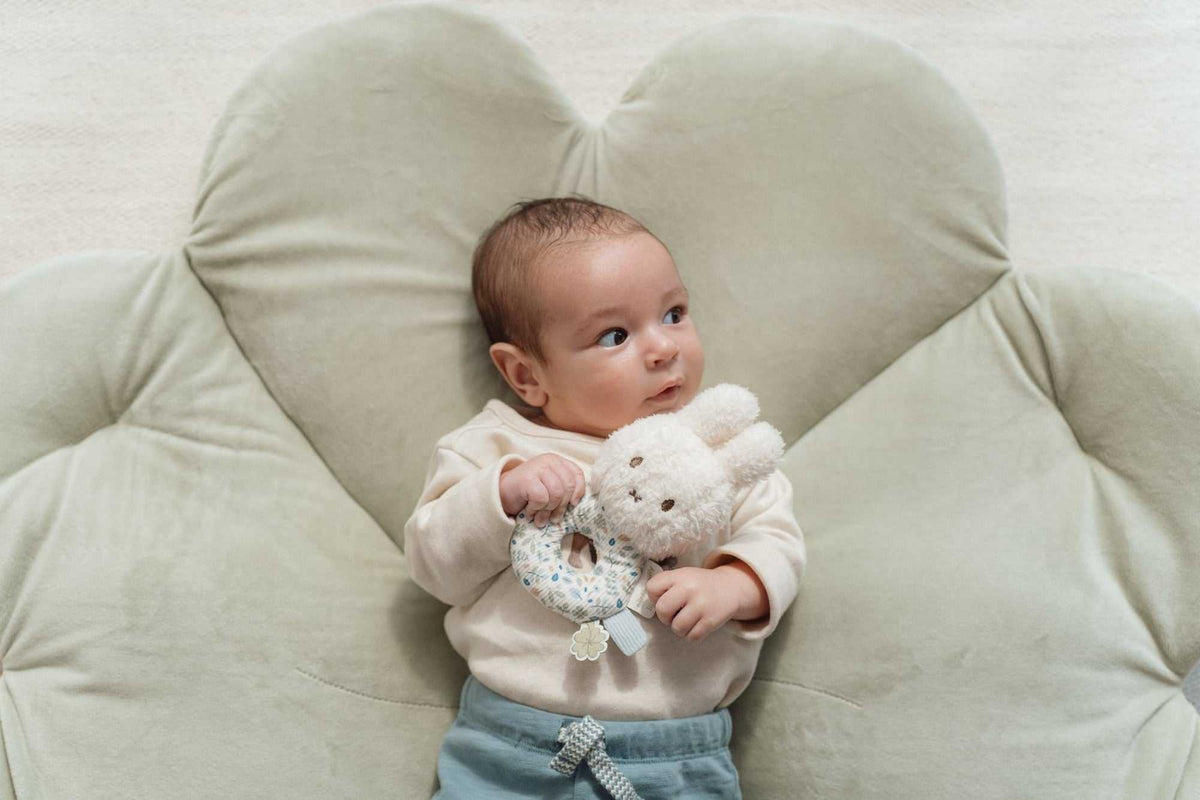 Miffy Rassel/ Lucky Leaves