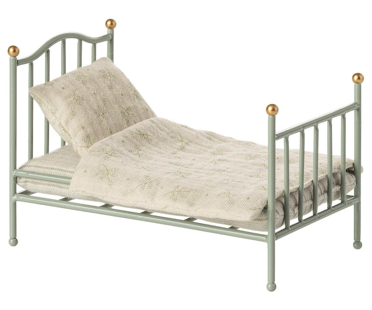 Puppenhaus Vintage Einzelbett