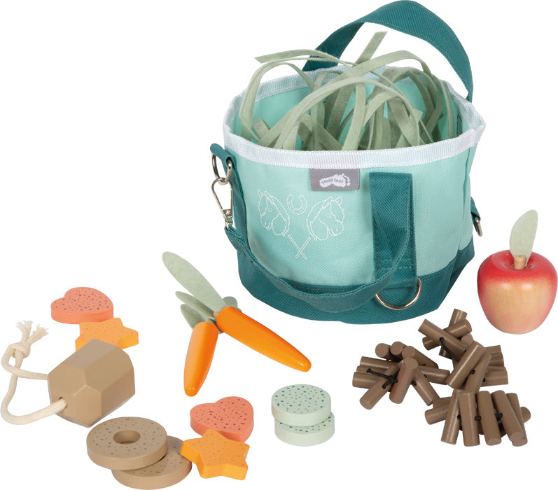 Pferdefutter Set mit Tasche