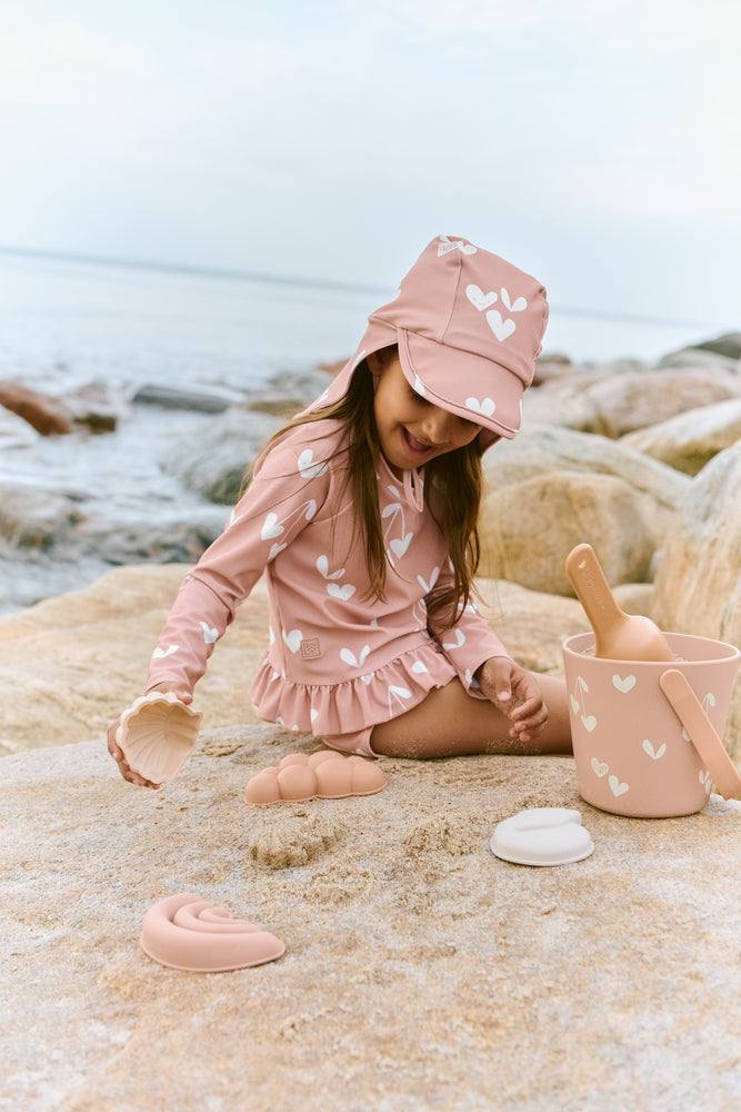 Gilma Sweethearts Beach Set